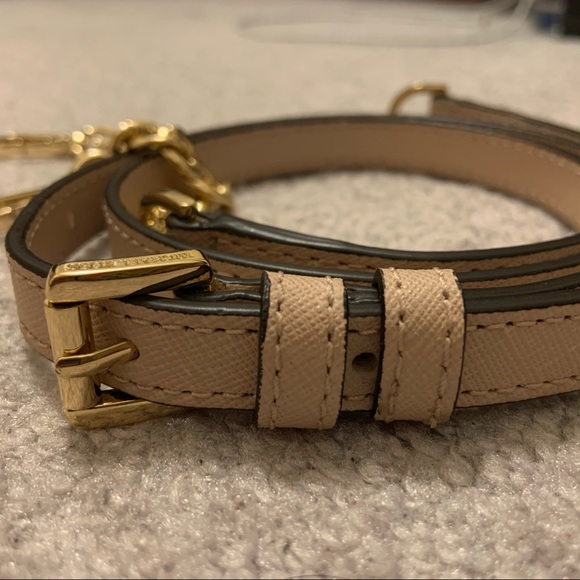 Michael Kors Crossbody Bag - Picture 4 of 4